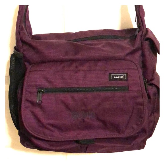 L.L. Bean Handbags - 🐷 3 items for $10. Add all 3 to bundle to save!